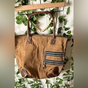 Daphne Fashion Brand Tote Bag